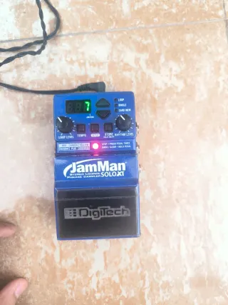 Pedal Digitech JamMan Looper Guitarra