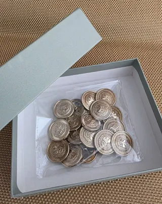 REBAJADOS HOY! Lote 20 botones vintage heráldicos