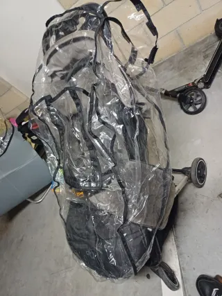 Sillita paseo bebé ligera y plegable