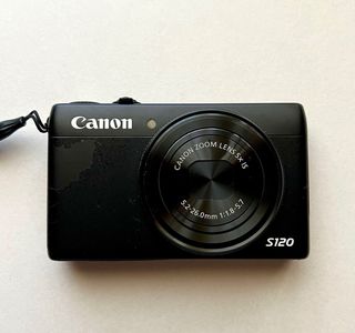 Cámara Canon PowerShot S120 Negra