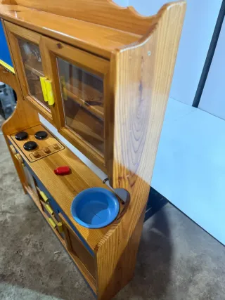 Cocina infantil de madera
