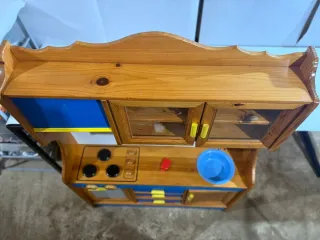Cocina infantil de madera
