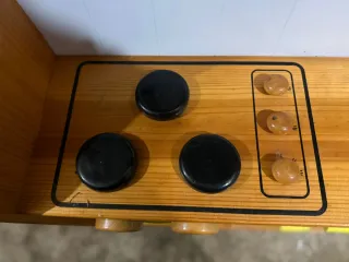 Cocina infantil de madera