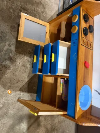Cocina infantil de madera