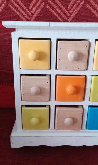 Portaoggetti da cucina con 12 cassetti colorati