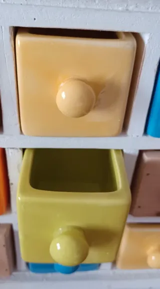 Portaoggetti da cucina con 12 cassetti colorati