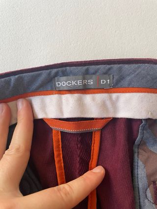 Pantalones pana Dockers morados