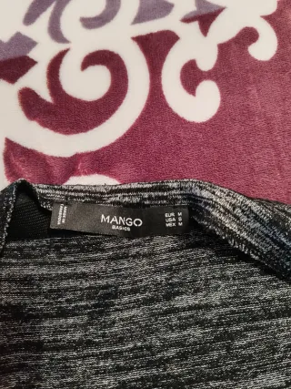 Conjunto camiseta y falda gris y negro