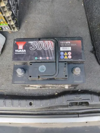 Batería Coche Yuasa YBX3075 60Ah 550A