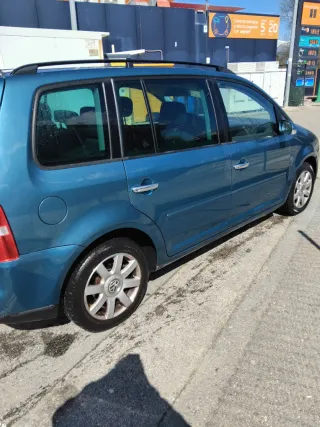 Volkswagen Touran 2004