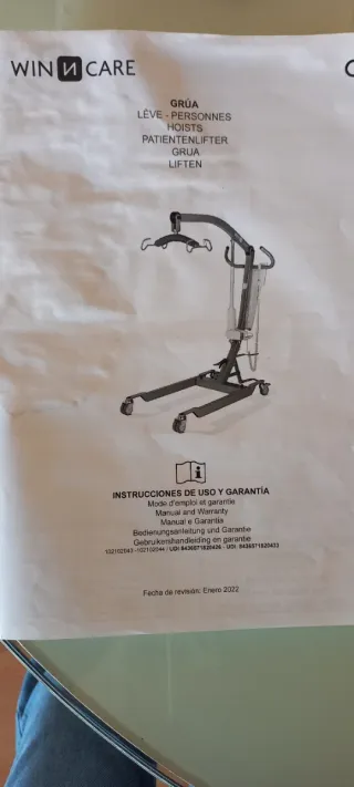 Grúa minusválido o anciano con arneses winncare