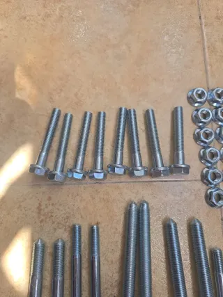 Tornillería brazos de suspensión Audi A4 B7