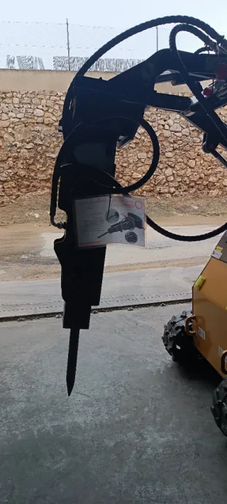Martillo Hidráulico para Minicargadora