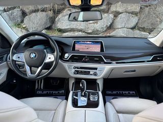 BMW Serie 7 745Le xDrive iPerformance batalla larga 394cv