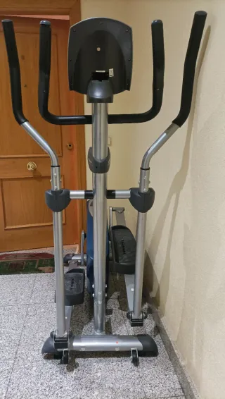 Bicicleta Elíptica BH Fitness