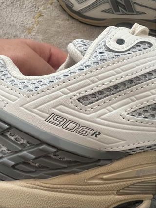 New Balance 1906R Beige/Gris