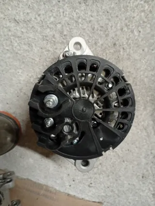 Alternador  Opel Astra H