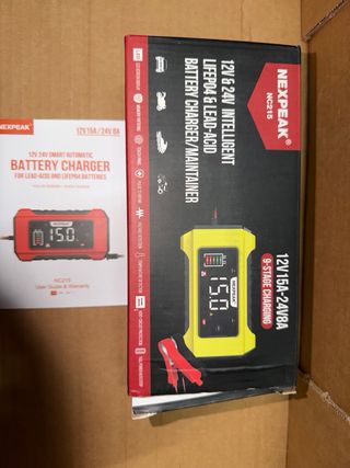 Cargador Baterías Coche Moto NEXPEAK 12V/24V