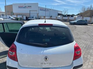 Renault Clio 3 Piezas 2008 para piezas