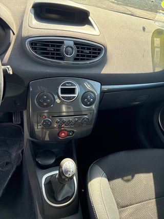 Renault Clio 3 Piezas 2008 para piezas