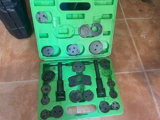 Kit extractor pastillas freno coche como nuevo