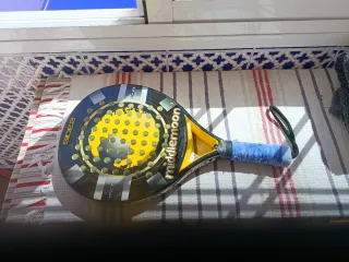 Pala de pádel Middlemoon SDE2
