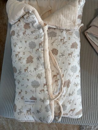 Saco de bebé estampado marca pasito a pasito