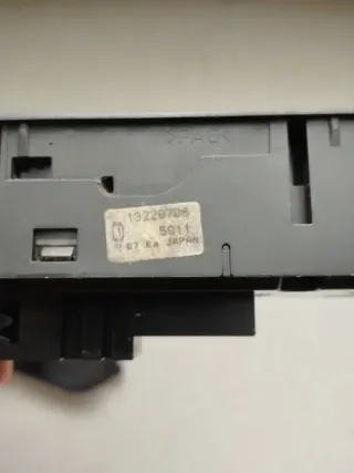 MANDO BOTONERA ELEVALUNAS PUERTA OPEL ASTRA H GTC