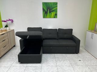 Sofá chaise longue gris moderno con arcón