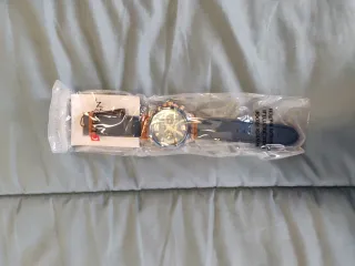 Reloj Curren Nuevo Azul y Dorado