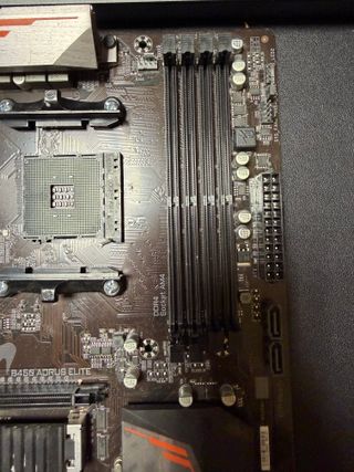 Gigabyte B450 AORUS ELITE AM4 Placa Base