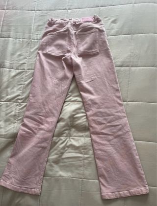 Vaqueros Zara rosas con tachas