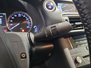 Lexus IS 2.5 300h Business