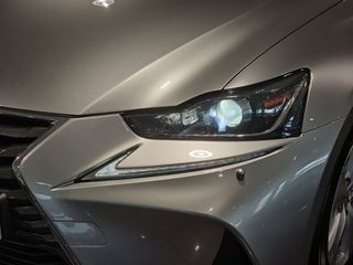Lexus IS 2.5 300h Business
