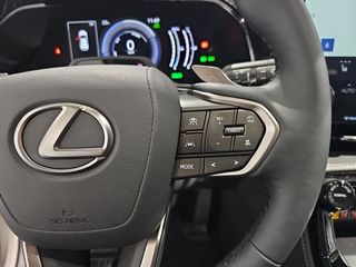 Lexus NX 450h+ Premium+ 4WD