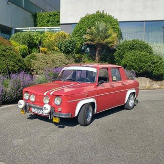 290-FRONTAL RADIADOR Y PASES DE RUEDA RENAULT 8