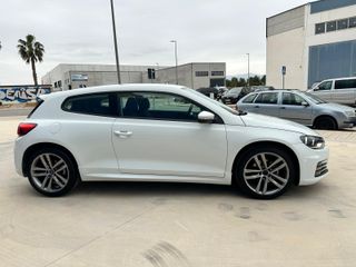 Volkswagen Scirocco R LINE