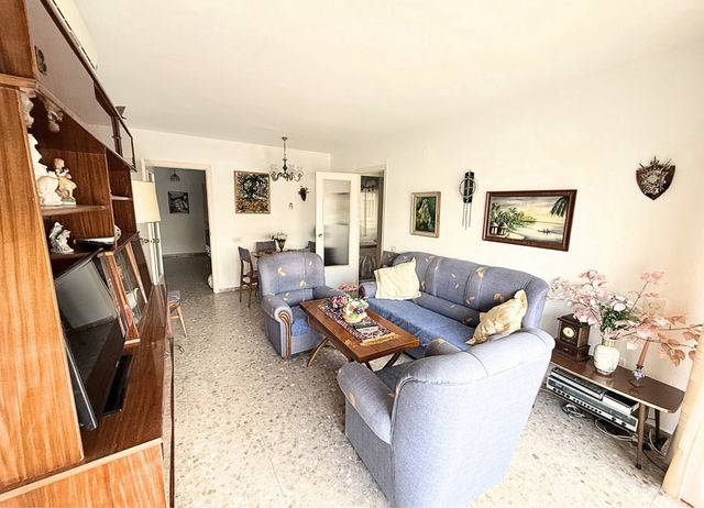 Apartamento a paso de todo a solo 400m de la playa