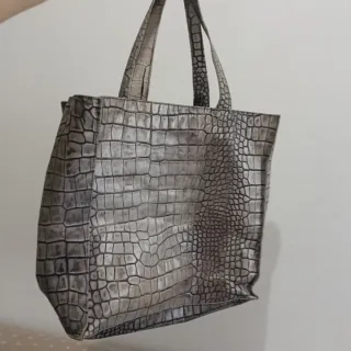 Borsa in pelle effetto coccodrillo