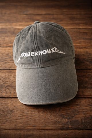 Gorra Hillsong Edición Limitada Gris