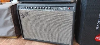 Amplificador Guitarra Fender Frontman 212R