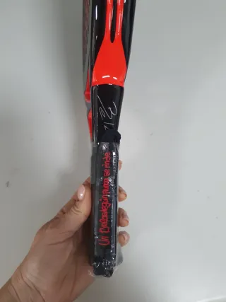 Pala Pádel Wilson Bela Elite Negra/Roja