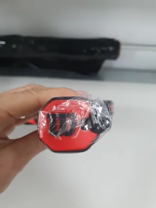 Pala Pádel Wilson Bela Elite Negra/Roja