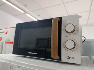 Microondas Orbegozo con Grill