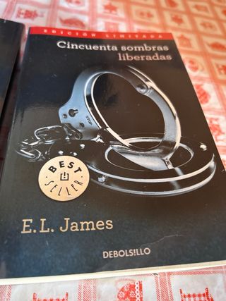 CINCUENTA SOMBRAS DE GREY y Cincuenta sombras libe