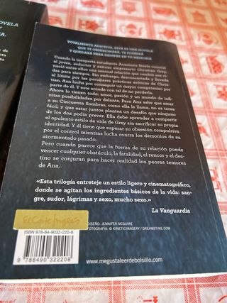 CINCUENTA SOMBRAS DE GREY y Cincuenta sombras libe