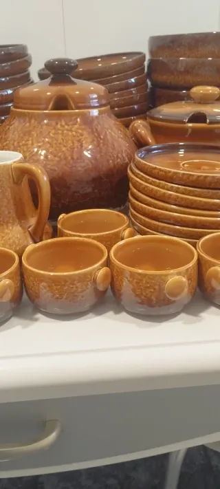 Vajilla Vintage Cerámica Marrón y Beige