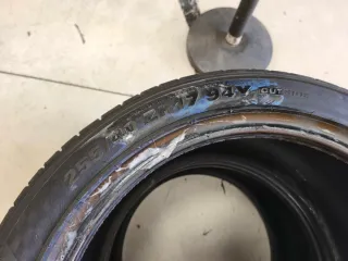 Neumáticos Kumho Ecsta PS71 255/40 ZR17 94Y