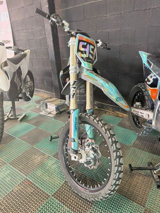 Stark Varg MX 1.0 Motocross Blanca 2025 ALPHA 80hp