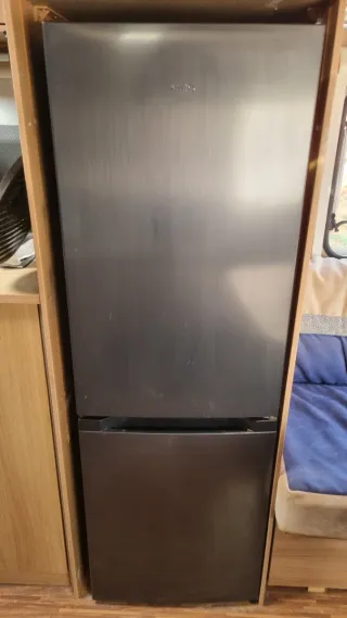 Caravana Burstner Averso Fifty